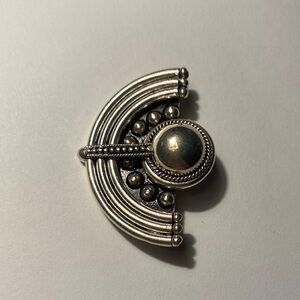 Art Deco large crescent 925 sterling Silver vintage Brooch with Intricate Design